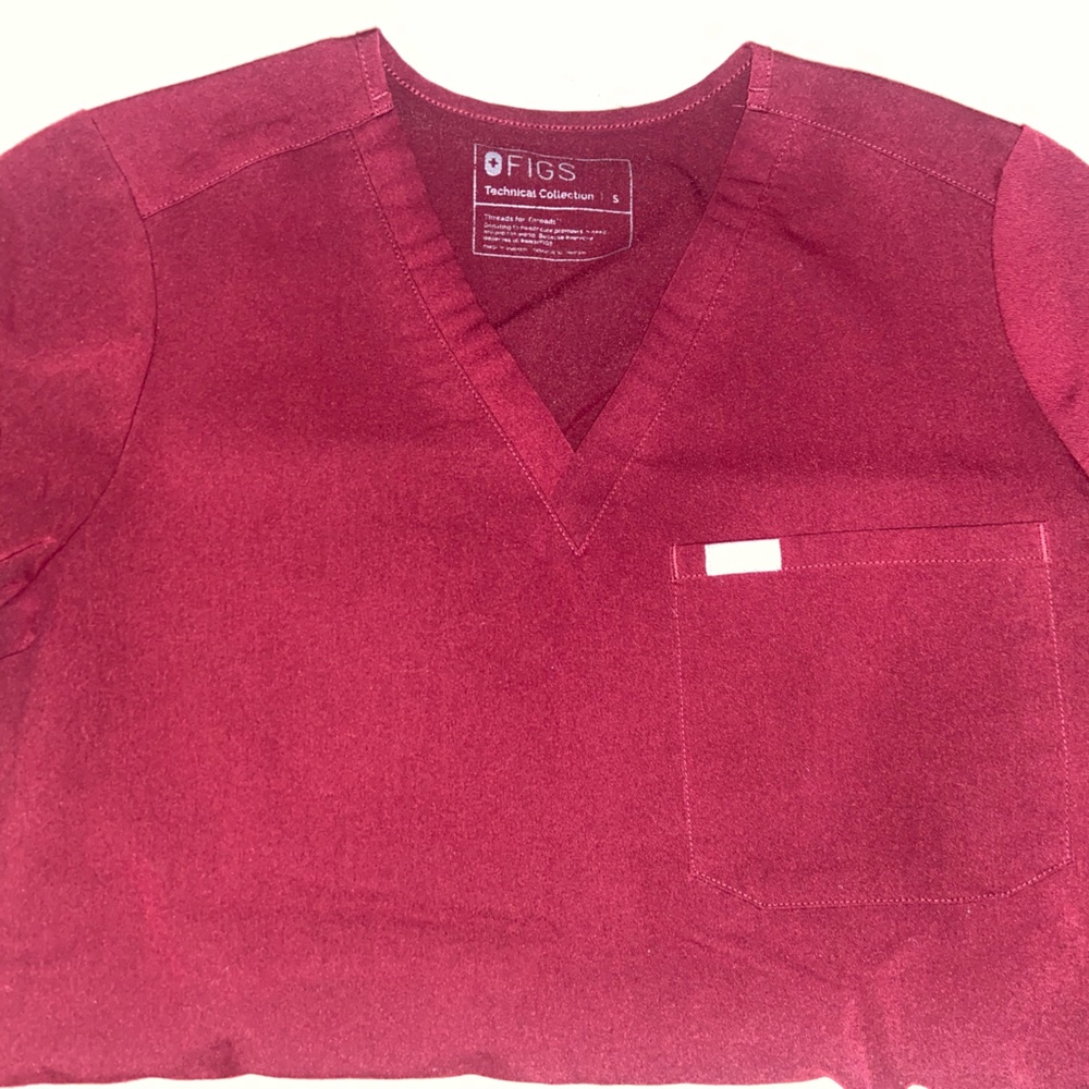 FIGS Scrub Top